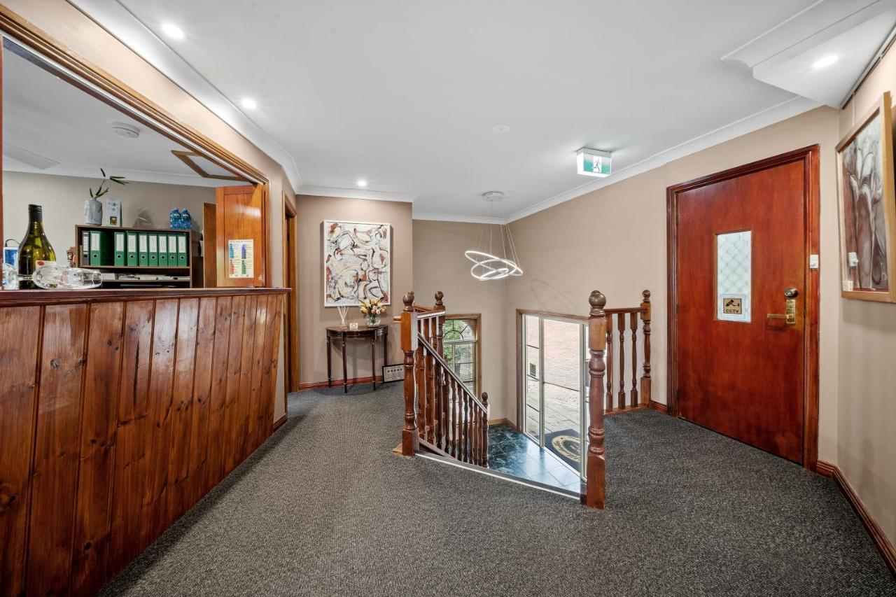 Oasis Inn Ulladulla - Welcoming Guests 18 Years And Older Exterior photo
