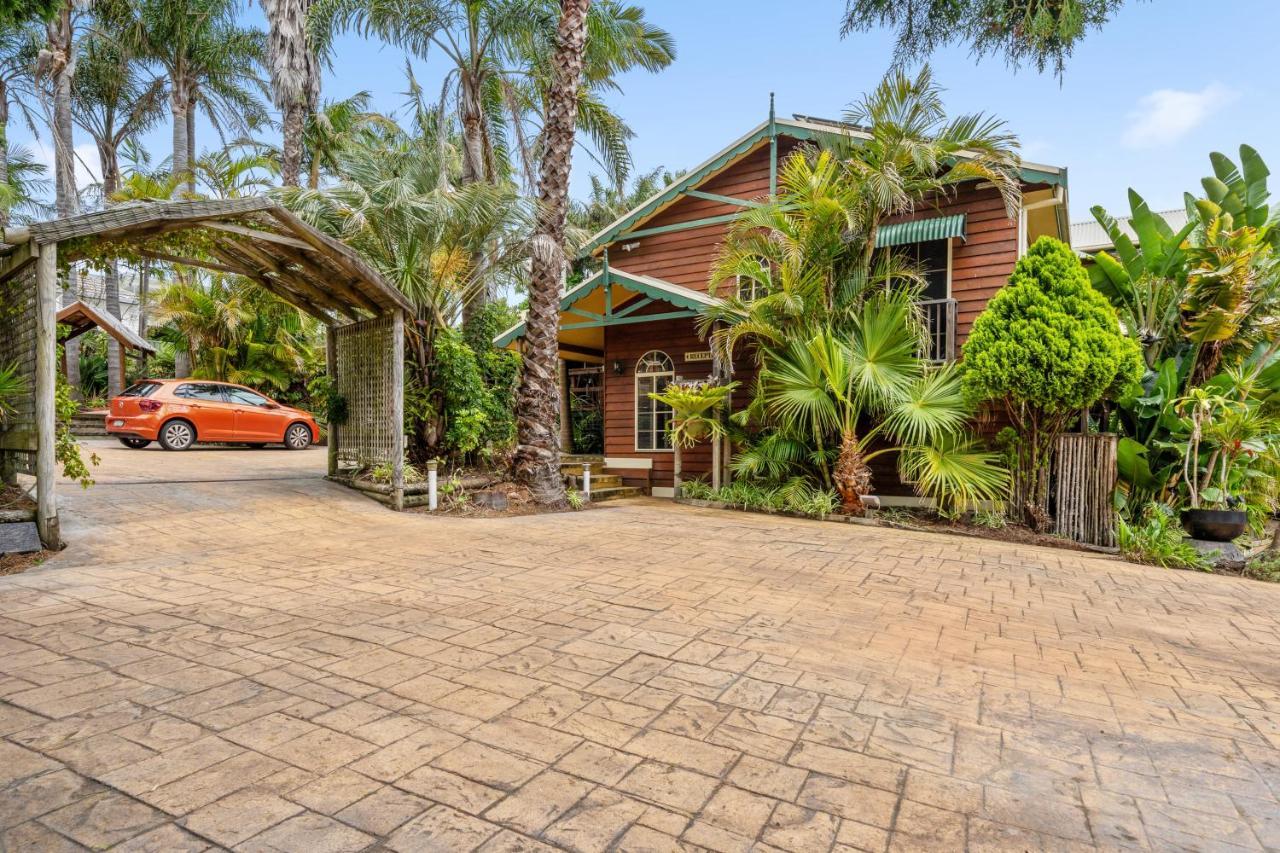 Oasis Inn Ulladulla - Welcoming Guests 18 Years And Older Exterior photo