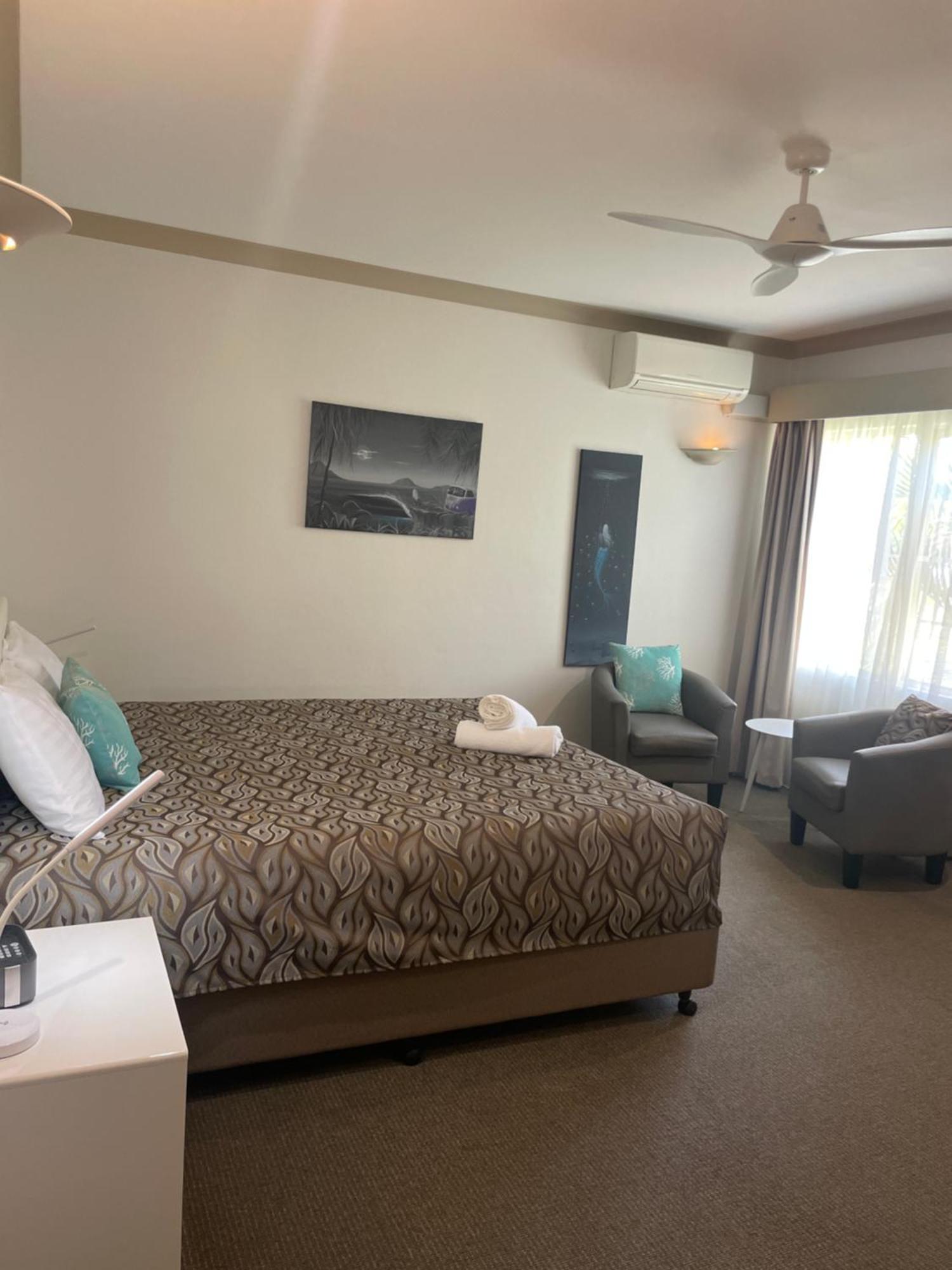 Oasis Inn Ulladulla - Welcoming Guests 18 Years And Older Exterior photo